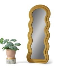 Mila Hardal Boy Aynası